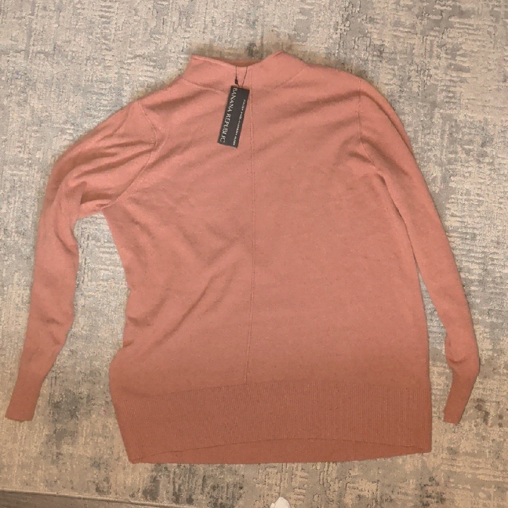 Banana Republic Dusty Pink Turtleneck Sweater
